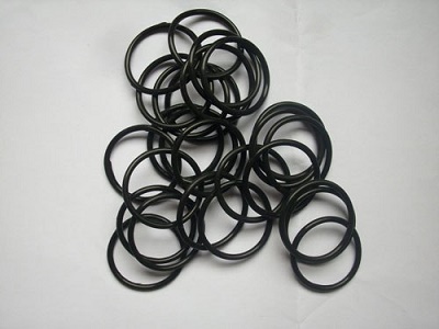 怎么解決丁腈橡膠制品壓變問題？